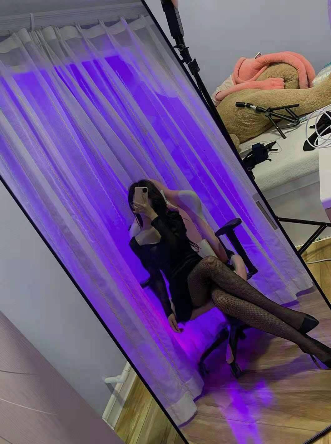 高挑 苗条 白嫩妹子让你爱不释手